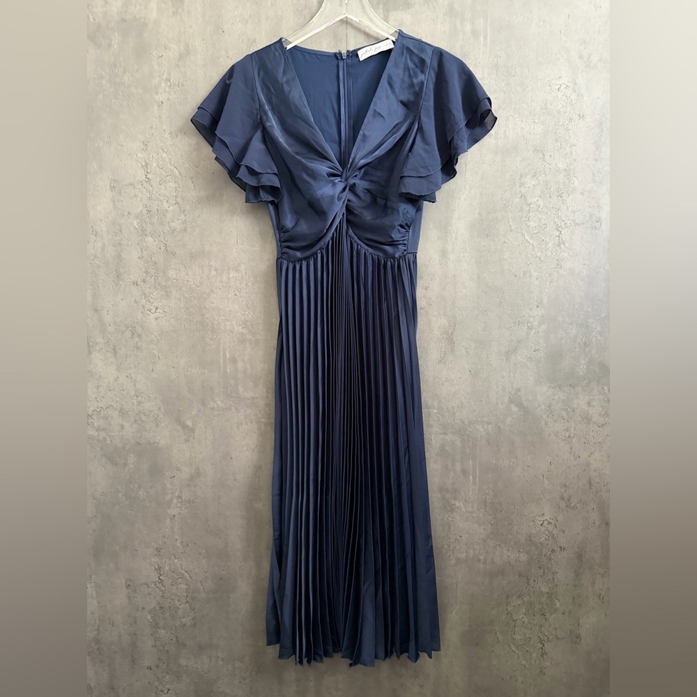 PETAL & PUP NOVA FLUTTER SLEEVE MIDI DRESS - L B2333 - Picture 5 of 6